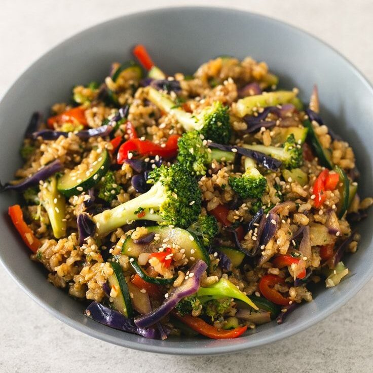 Veggie Stir-Fry with Brown Rice Vegetarian Lunch Ideas For Office Workers