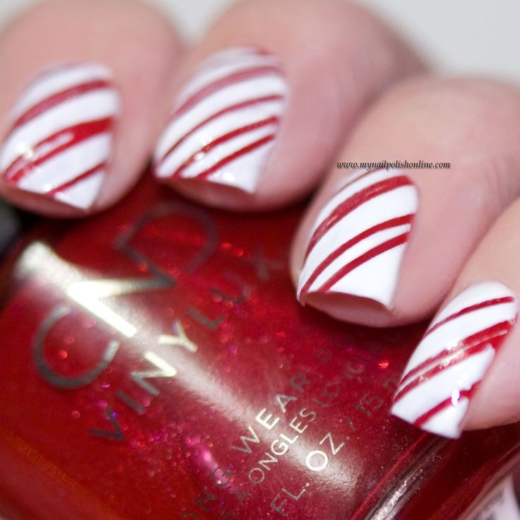 Candy Cane Stripes Christmas Nails