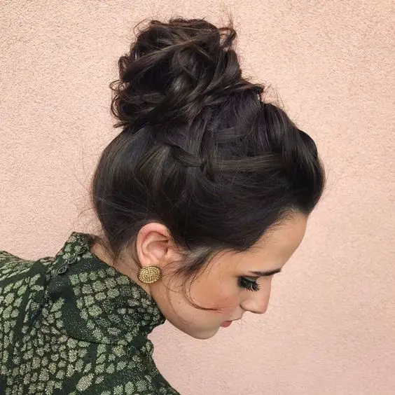Chic Top Knot