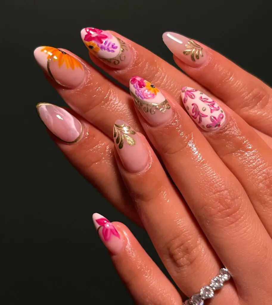 Vintage Florals: for spring nail designs 2024