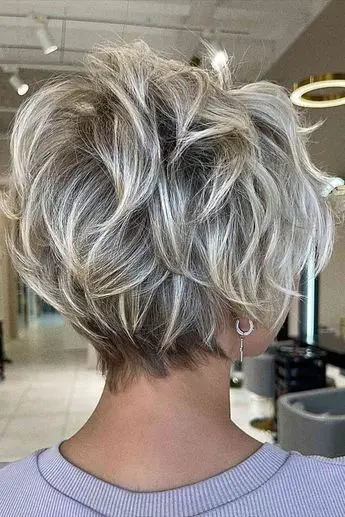 15 Medium Length Summer Haircuts for Women: Styles to Beat the Heat