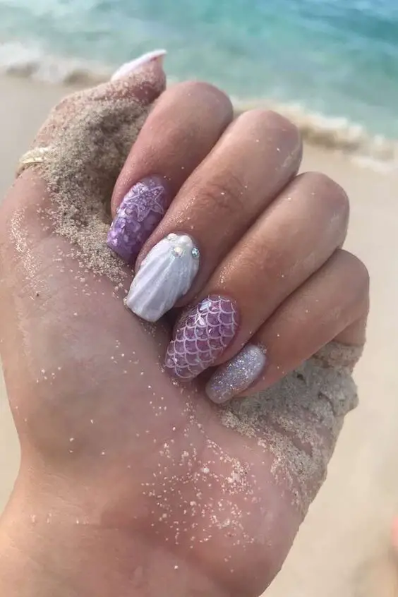 Shells and Nautical Designs